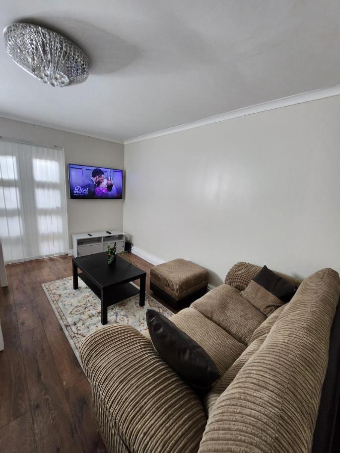 Home Away From Home Londra Esterno foto